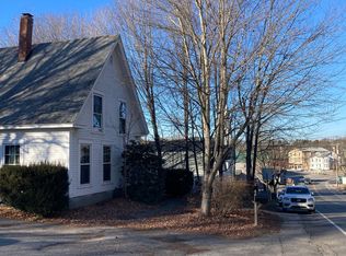 40 Maple St APT 2, Contoocook, NH 03229