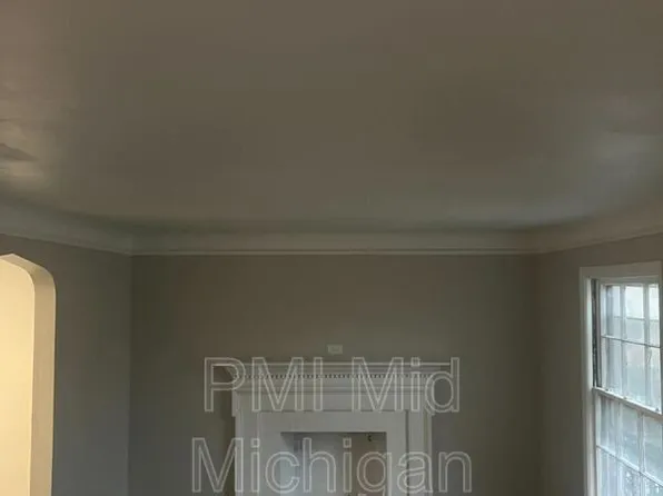 15246 Cedargrove St, Detroit, MI 48205