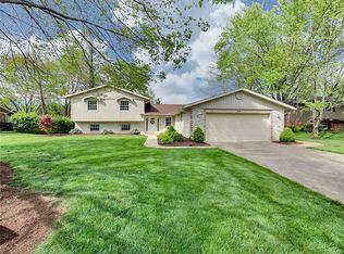 2061 Washington Creek Ln, Dayton, OH 45458