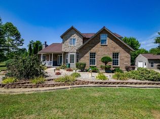 2643 E Amelia Farms Rd, Bethel, OH 45106