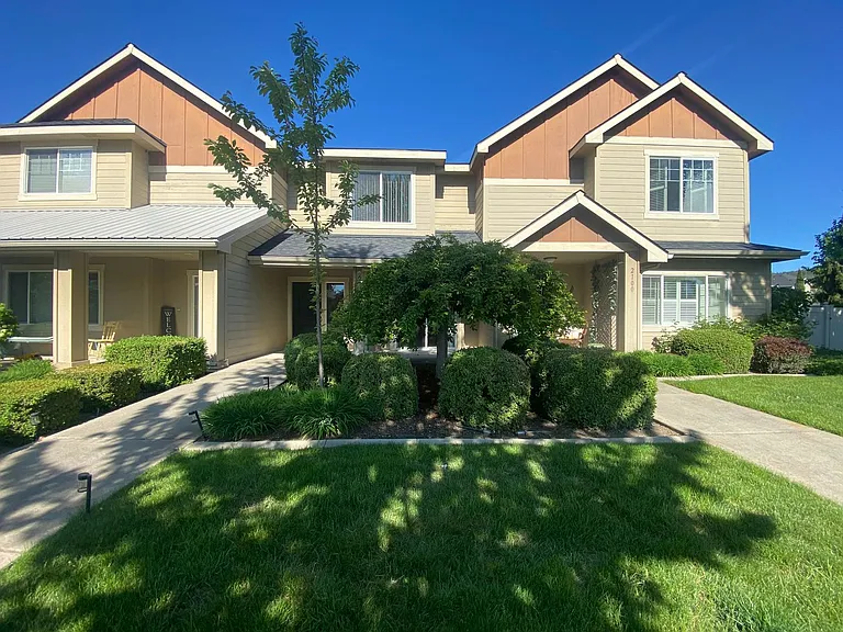 2110 N Country Vista Blvd — Photo 23