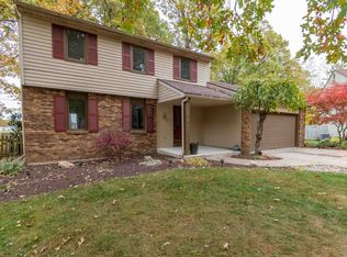 6829 Laurelwood Cv, Fort Wayne, IN 46835