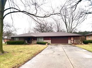 503 S Center St, Forrest, IL 61741