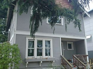 3970 Evanston Ave N, Seattle, WA 98103