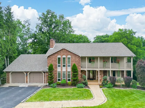 1361 Redfern Dr, Pittsburgh, PA 15241