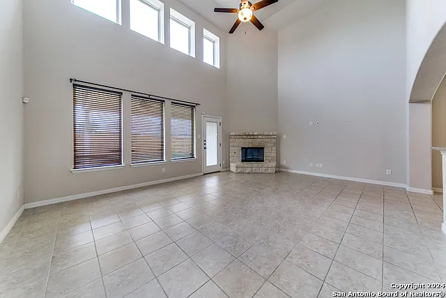 111 Dovetail St — Photo 3