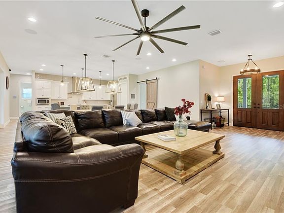 4th image of 4925 Bancroft Blvd