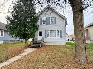 611 N Broadway #A, Green Bay, WI 54303