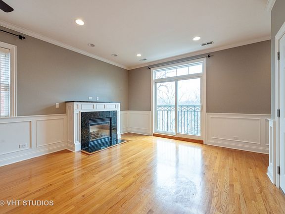 2nd image of 7246 N Oakley Ave APT 3N