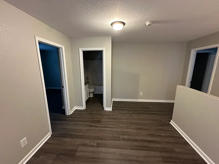 106 Cloverbrook Dr — Photo 31