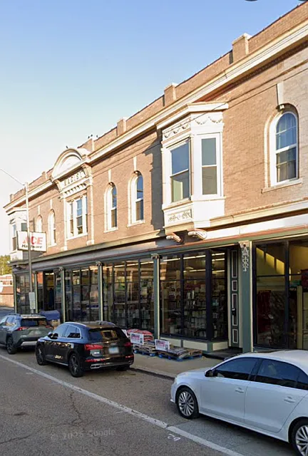 109 S Main St