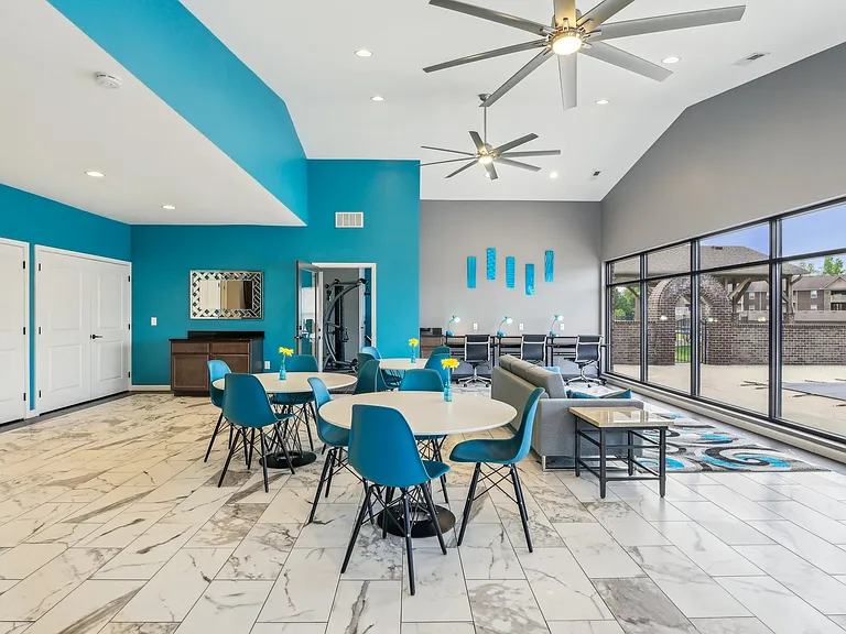 Nicholas Place Apartments — Photo 55