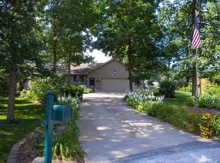 109 Spring Ct, Sheldon, IL 60966