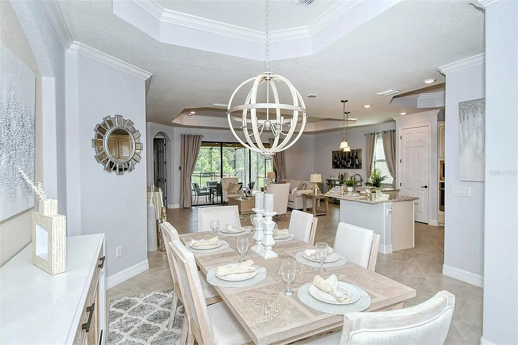 3 bed, 2.0 bath, 2246 sqft, $12,000 — Photo 3