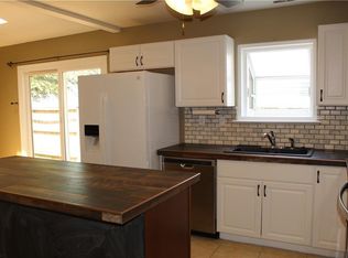 1025 Lord Dunmore Dr, Virginia Beach, VA 23464