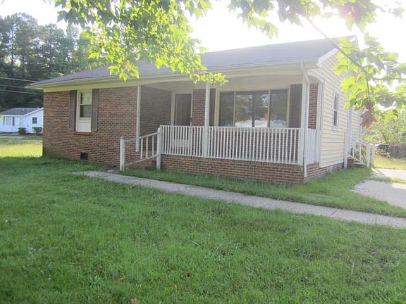 2nd image of 132 Warren Ave