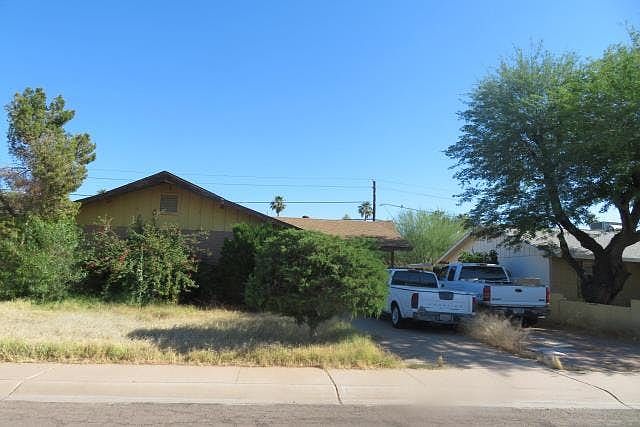 1st image of 1402 E Campus Dr