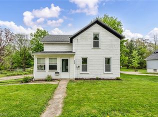 262 E Walnut St, Wadsworth, OH 44281