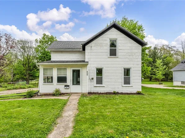 262 E Walnut St, Wadsworth, OH 44281