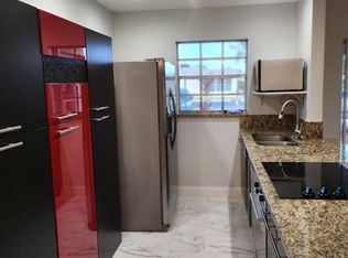 5433 Lakefront Blvd APT B, Delray Beach, FL 33484