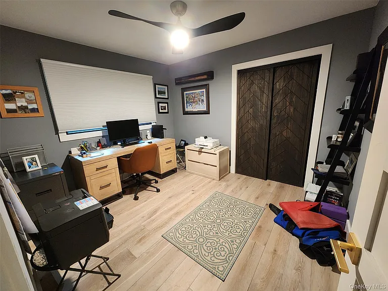 53 Lake Pleasant Dr — Photo 31