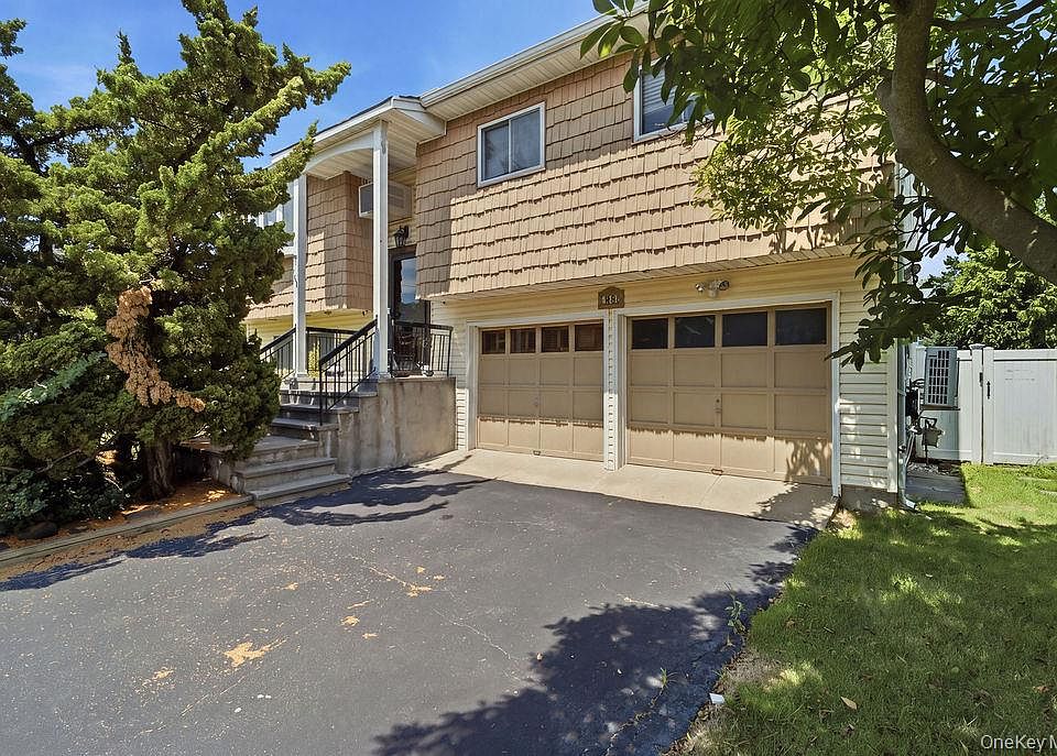 1st image of 165 Meister Boulevard