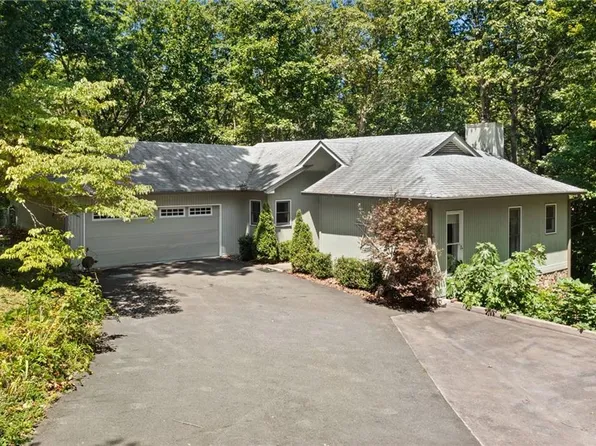 24 Sharptop Ridge Rd, Jasper, GA 30143