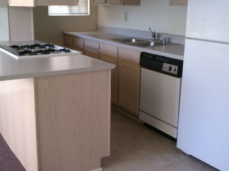 1513 & 1515 Toro St — Photo 2