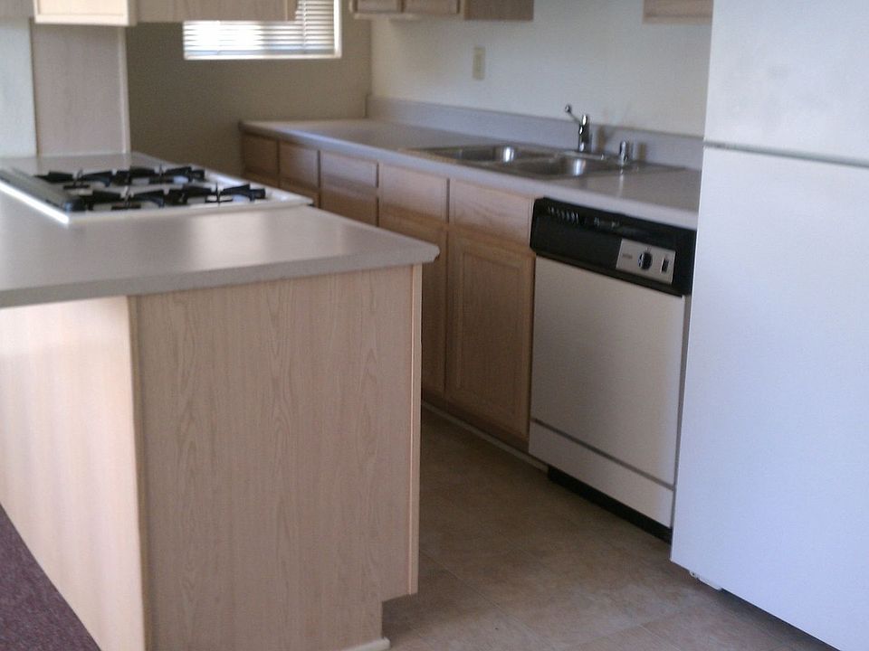 2nd image of 1513 & 1515 Toro St #F