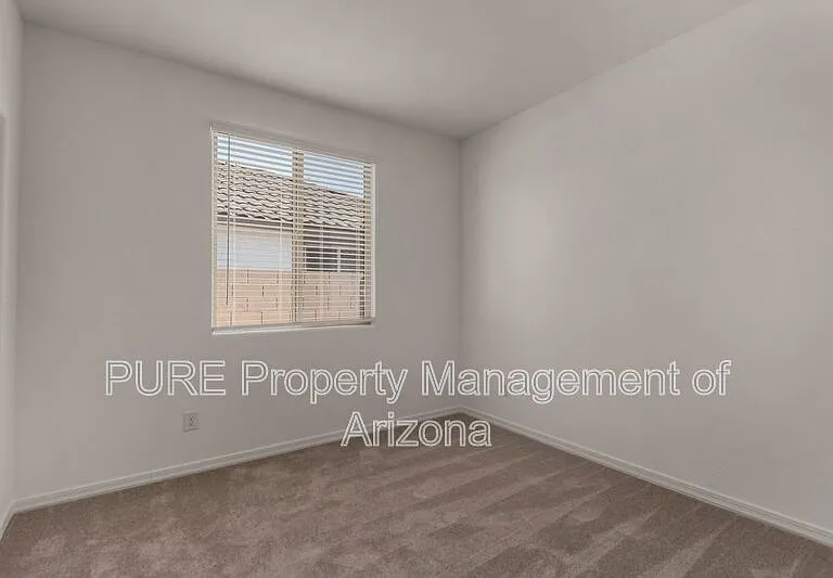 23970 N 148th Dr — Photo 14