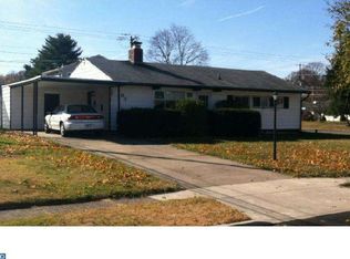 57 Graceful Ln, Levittown, PA 19055