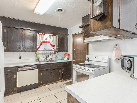 5th image of 2624 SW 64th St