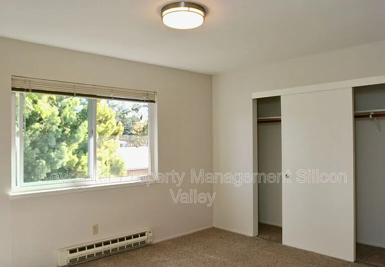 2434 Rock St #16 — Photo 6