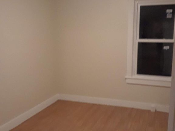 3rd image of 89 Hedley Ave #1