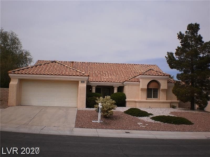 1st image of 2737 Lotus Hill Dr