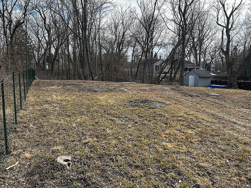 1st image of 38063 N Dewey St