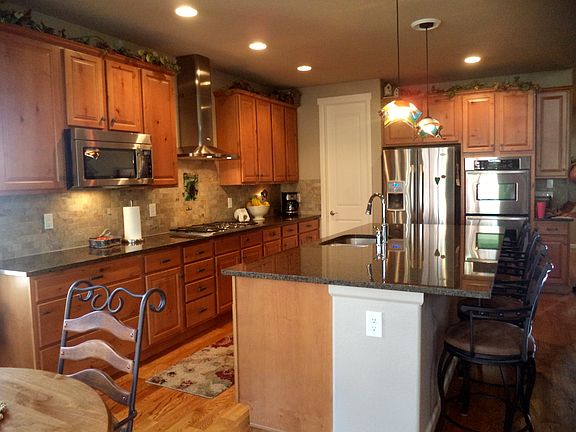 Open Kitchen w/alder cabinet