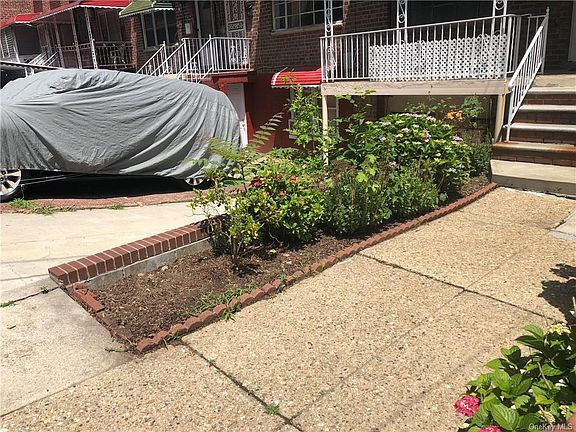 4th image of 3210 Pearsall Ave