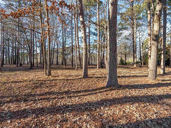 3rd image of 393 Reynolds Dr #117