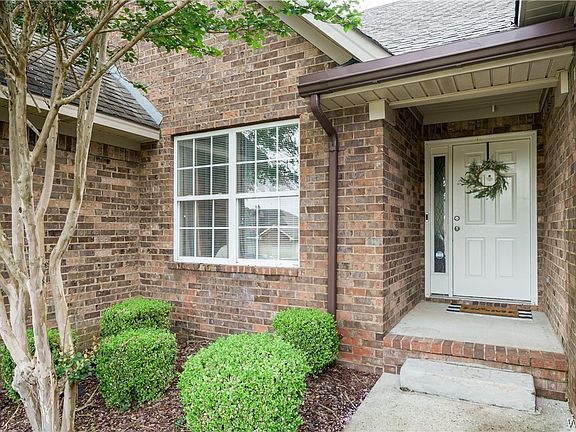 2nd image of 4154 Macon Cir
