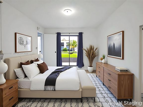 2nd image of 1151 N Liberty Ave #1151F