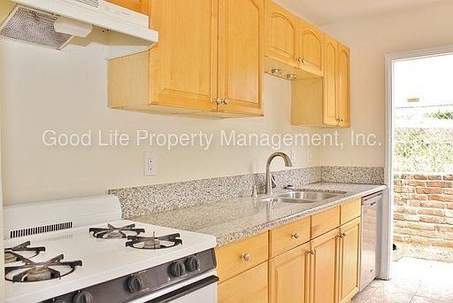 5th image of 4791 Cereza St