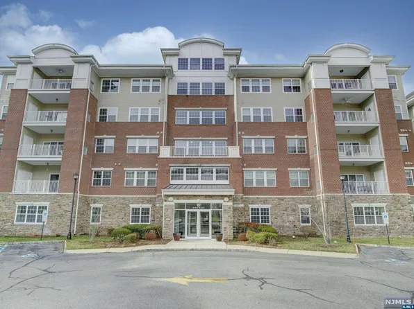 6407 Warrens Way, Wanaque, NJ 07465