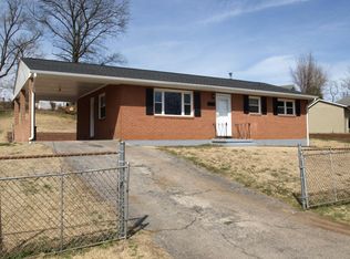 203 Nancy Dr NW, Roanoke, VA 24017