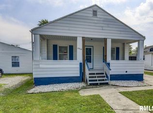 2610 S College St, Springfield, IL 62704