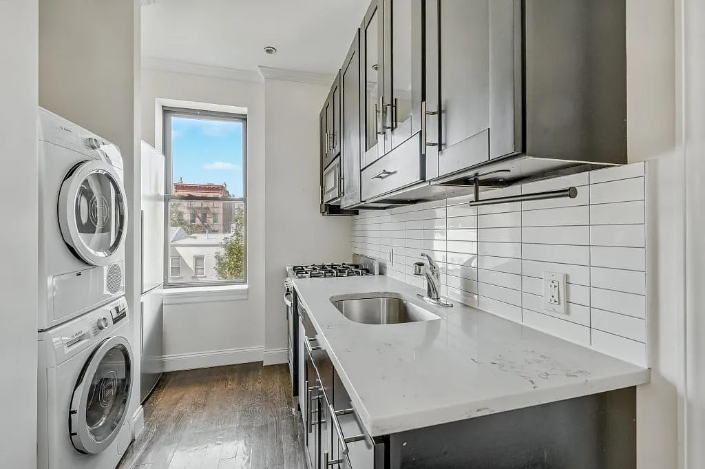 329 Union Street — Photo 1
