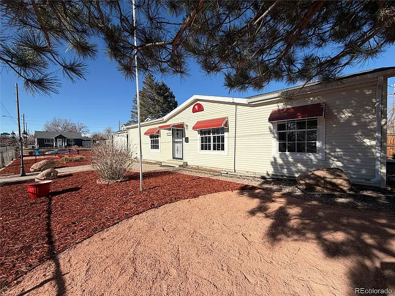 4095 W Arizona Ave — Photo 25