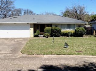 411 Hillvale Dr, Dallas, TX 75241