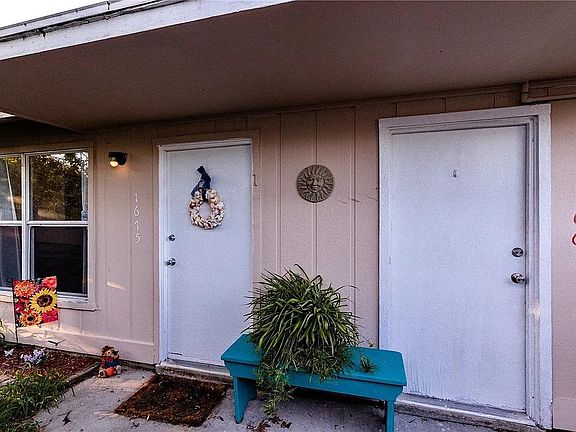 3rd image of 1675 Highland Ave