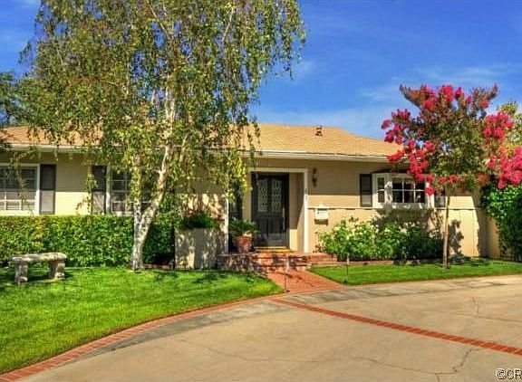 2nd image of 807 Serpentine Dr